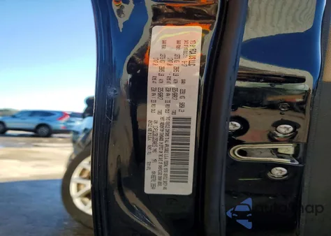 2018 Jeep Cherokee Latitude z USA, uszkodzony, nr VIN 1C4PJLCB1JD534015